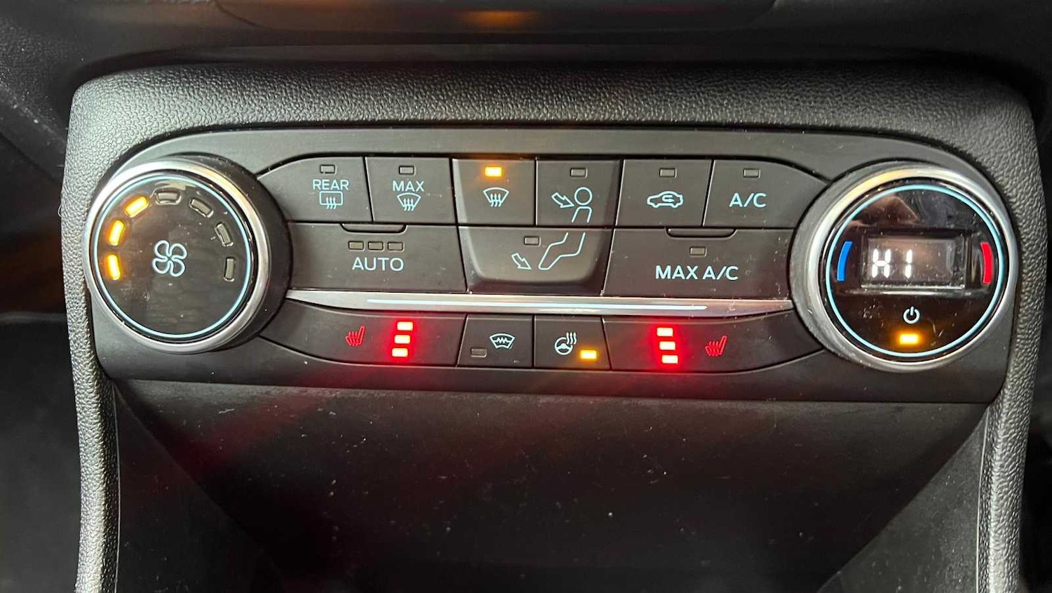 Used Ford Fiesta 2019 for sale - 77756672: Photo 11