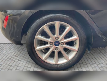 Used Ford Fiesta 2020 for sale - 79095837: Photo