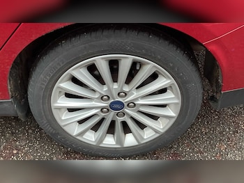 Used Ford Focus 2016 for sale - 77540855: Photo