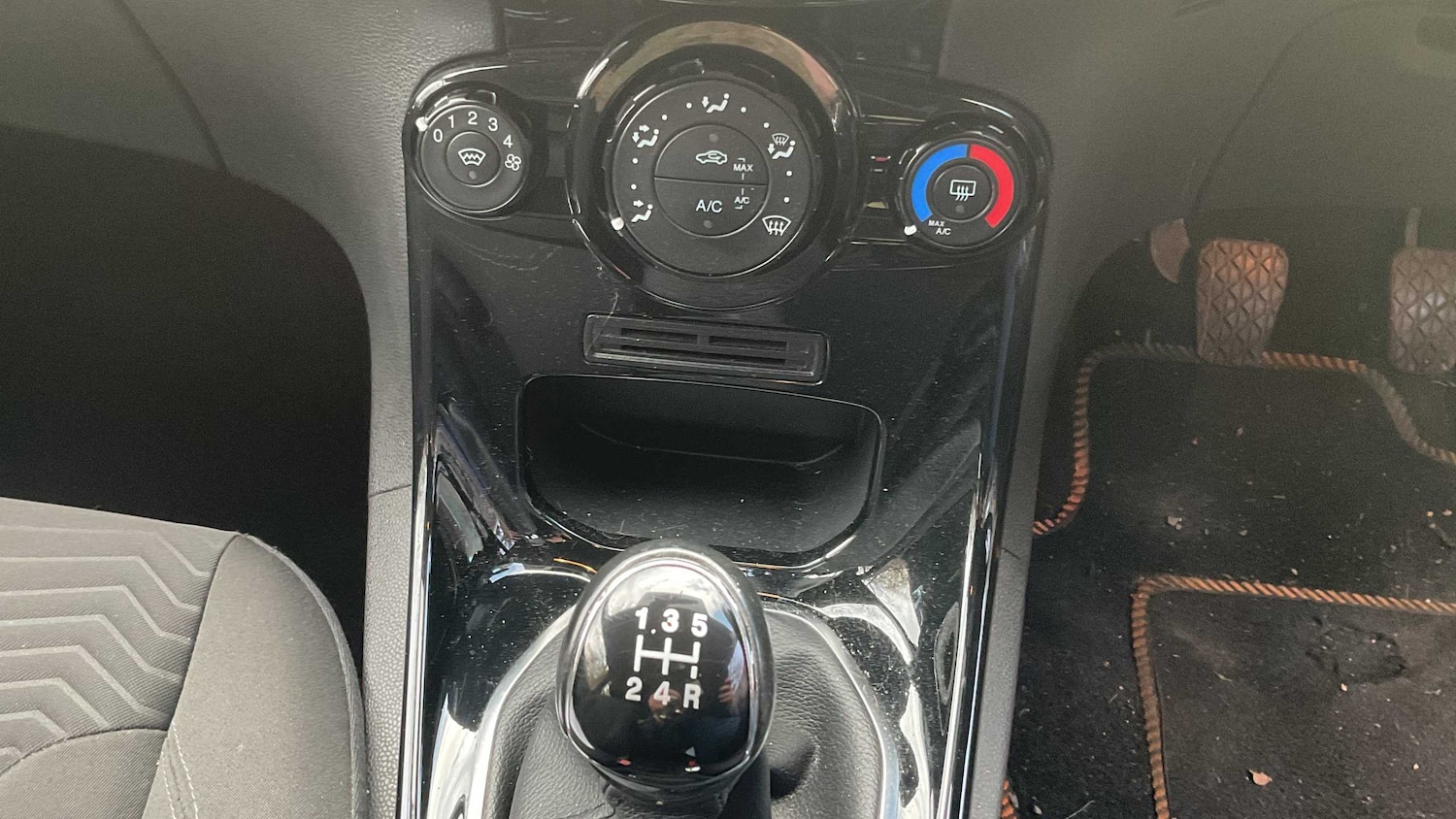 Used Ford Fiesta 2016 for sale - 77257259: Photo 14