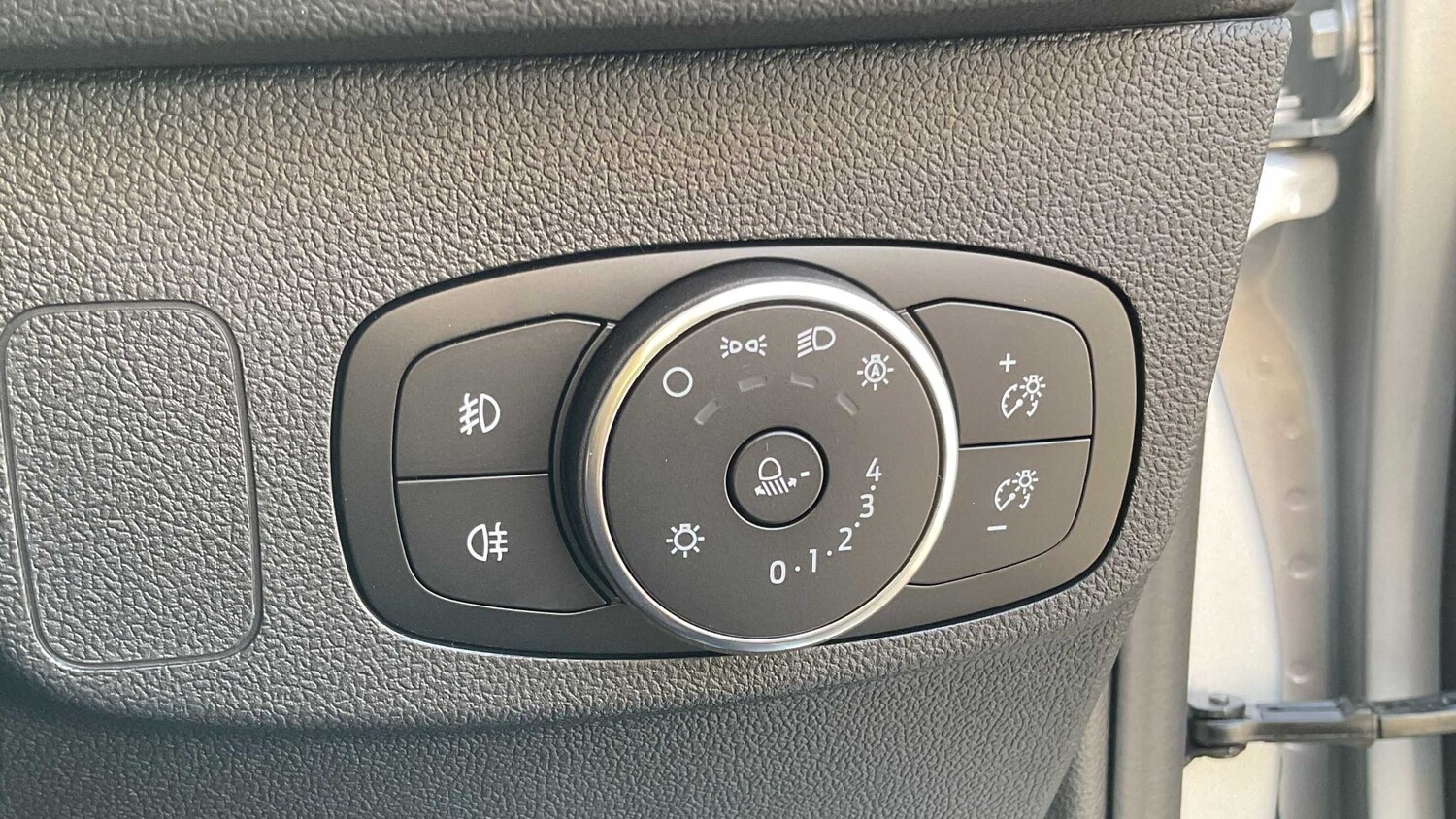 Used Ford Focus 2025 for sale - 77979605: Photo 13