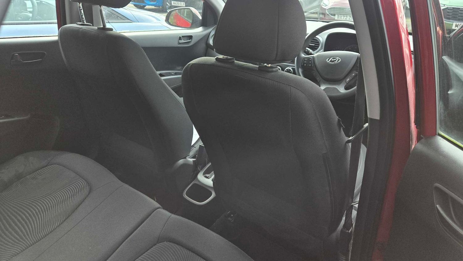 Used Hyundai i10 2017 for sale - 77514494: Photo 15