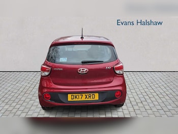 Used Hyundai i10 2017 for sale - 77514494: Photo