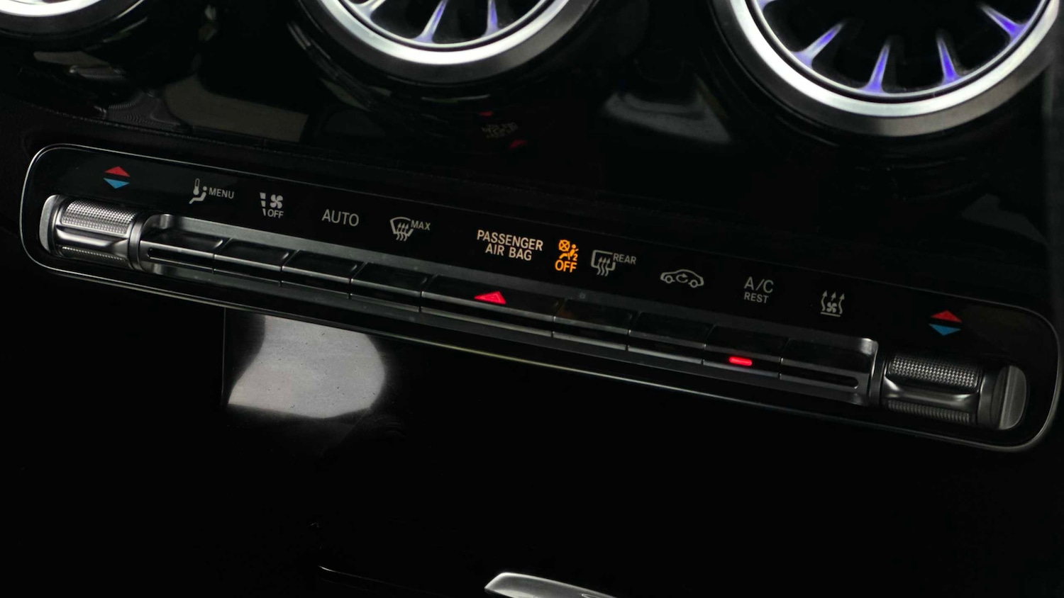 Used Mercedes-Benz CLA 2023 for sale - 77397902: Photo 26