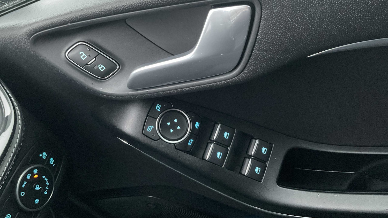 Used Ford Fiesta 2020 for sale - 77032204: Photo 19