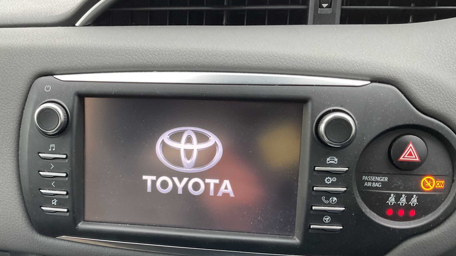 Used Toyota Yaris 2019 for sale - 77294176: Photo 14