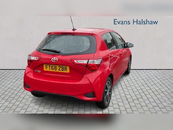 Used Toyota Yaris 2019 for sale - 77294176: Photo