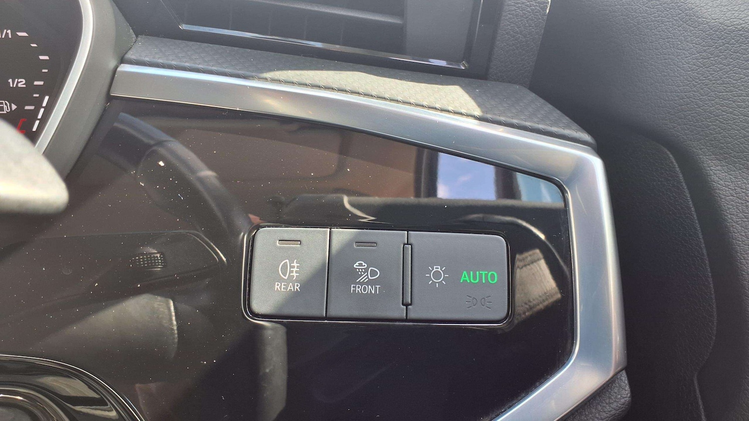 Used Audi Q3 2020 for sale - 76718280: Photo 27