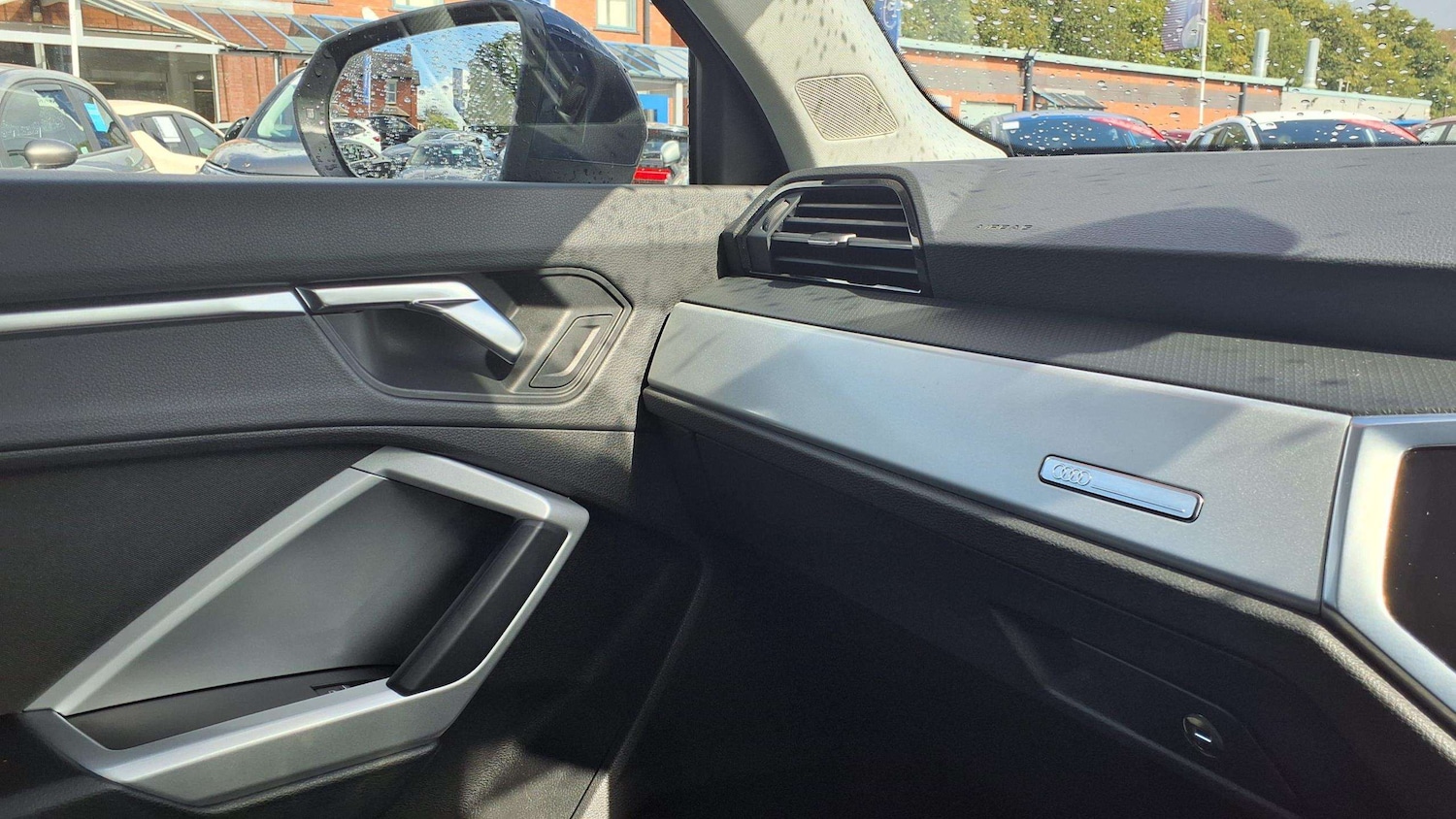 Used Audi Q3 2020 for sale - 76718280: Photo 33