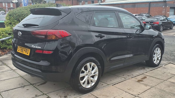 Used Hyundai TUCSON 2018 for sale - 76205229: Photo 3