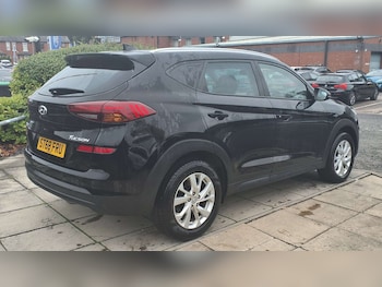 Used Hyundai TUCSON 2018 for sale - 76205229: Photo 3