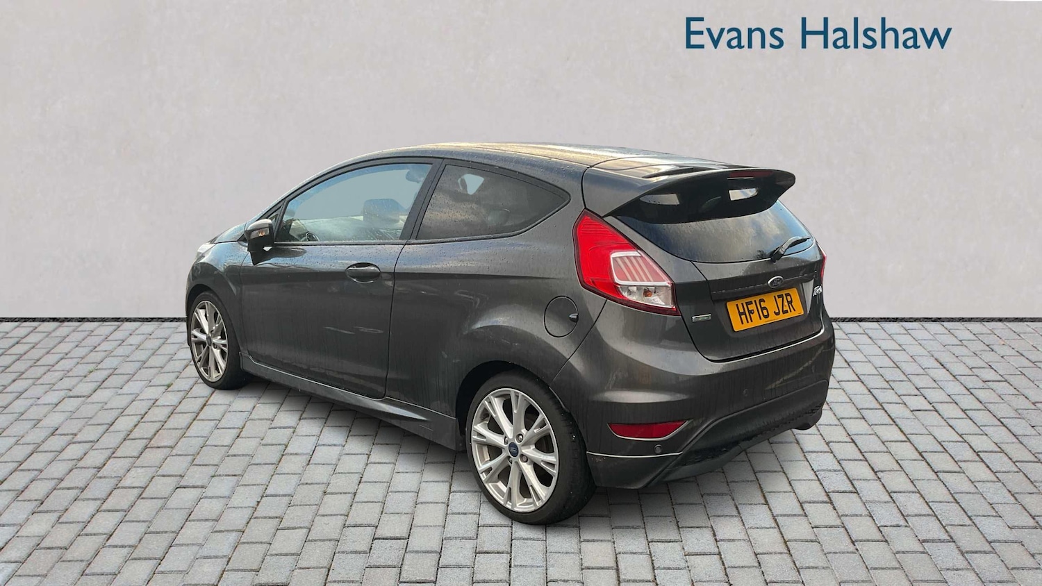 Used Ford Fiesta 2016 for sale - 76442411: Photo 3