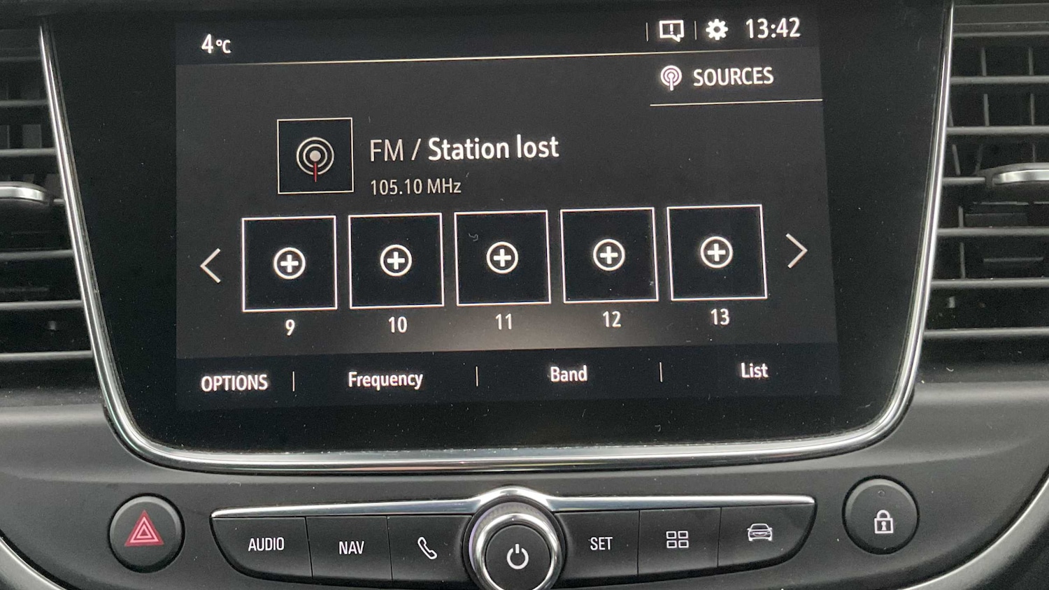 Used Vauxhall Crossland 2022 for sale - 77158623: Photo 16