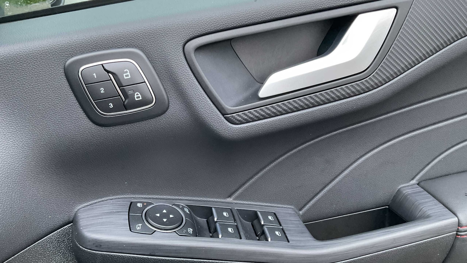 Used Ford Kuga 2025 for sale - 76515606: Photo 15