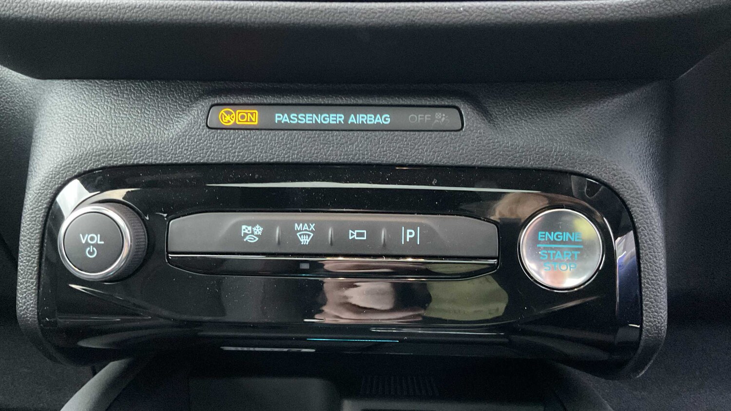 Used Ford Kuga 2025 for sale - 76515606: Photo 17