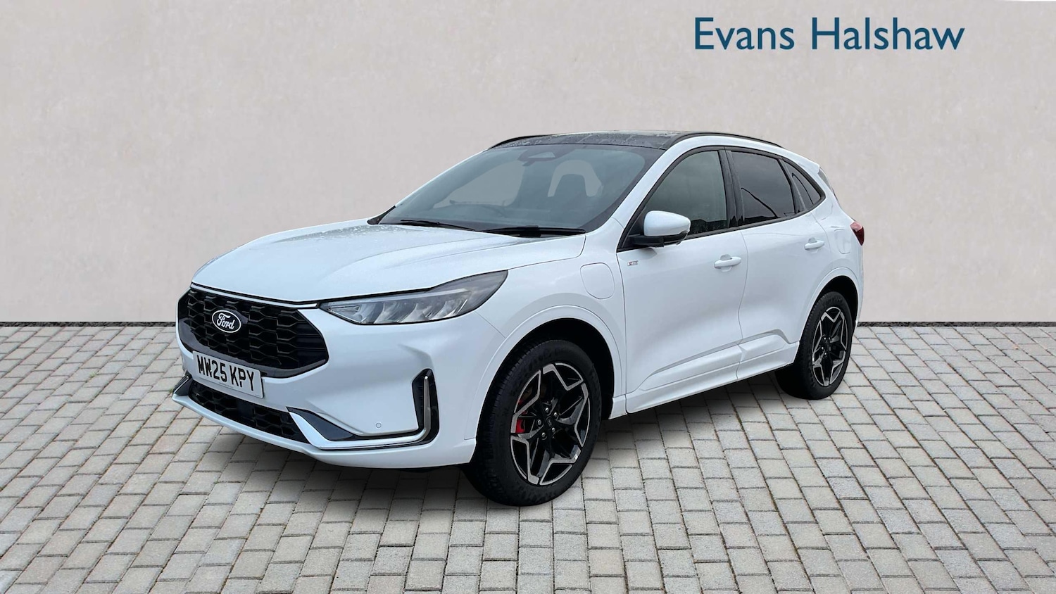 Used Ford Kuga 2025 for sale - 76515606: Photo 2