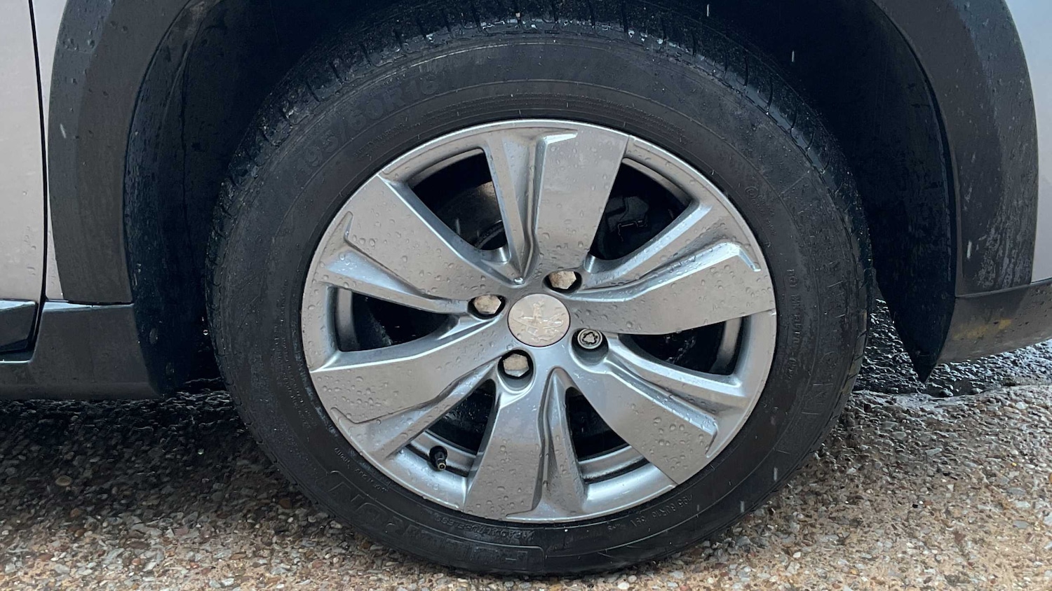 Used Peugeot 2008 2019 for sale - 76928936: Photo 7