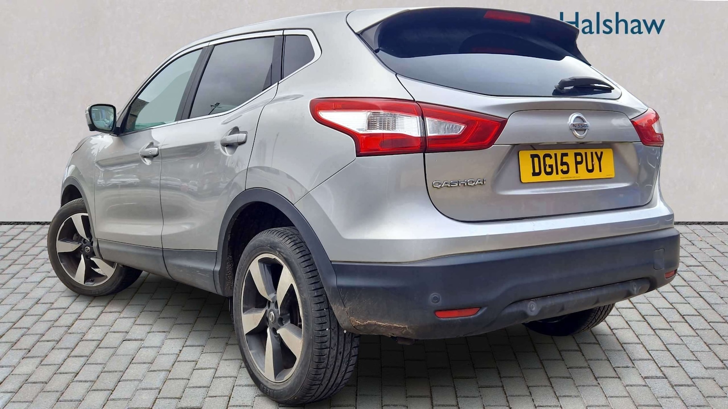 Used Nissan Qashqai 2015 for sale - 77649081: Photo 2