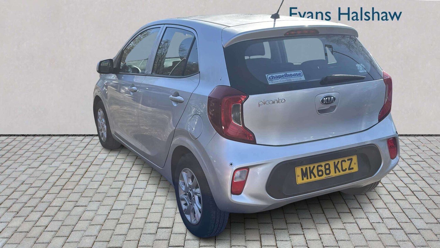 Used Kia Picanto 2018 for sale - 77960645: Photo 3