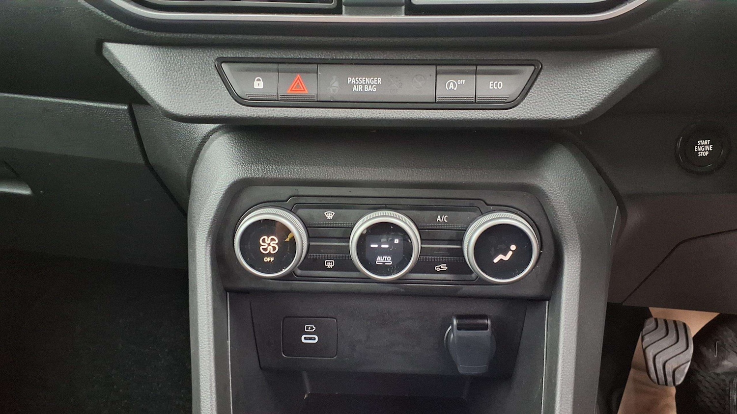 Used Dacia Jogger 2025 for sale - 76096545: Photo 25
