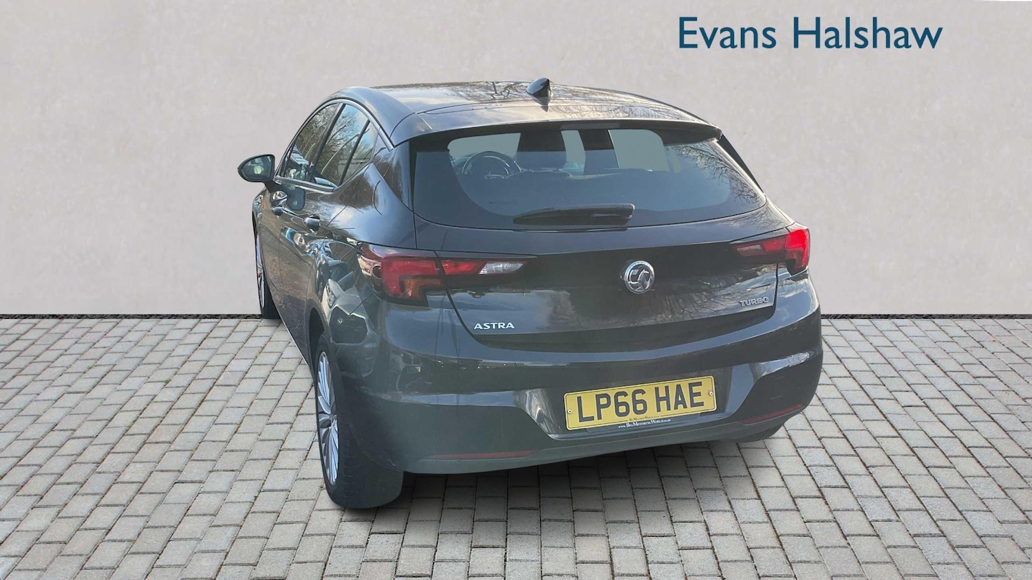 Used Vauxhall Astra 2017 for sale - 77134749: Photo 3