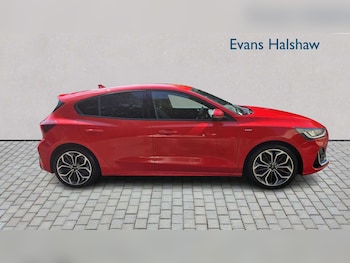 Used Ford Focus 2022 for sale - 79172787: Photo