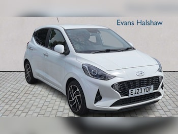 Used Hyundai i10 2023 for sale - 79402365: Photo
