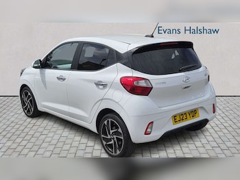 Used Hyundai i10 2023 for sale - 79402365: Photo