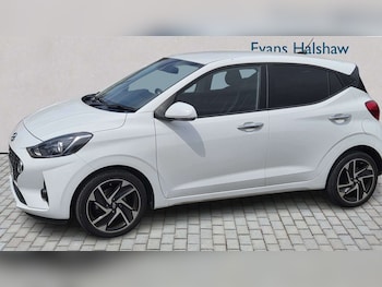 Used Hyundai i10 2023 for sale - 79402365: Photo