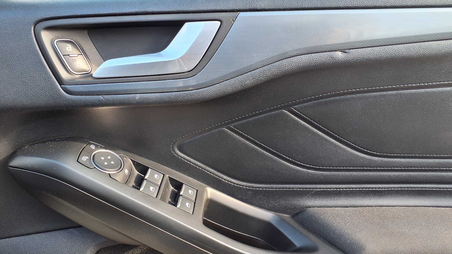 Used Ford Focus 2020 for sale - 76624715: Photo 17