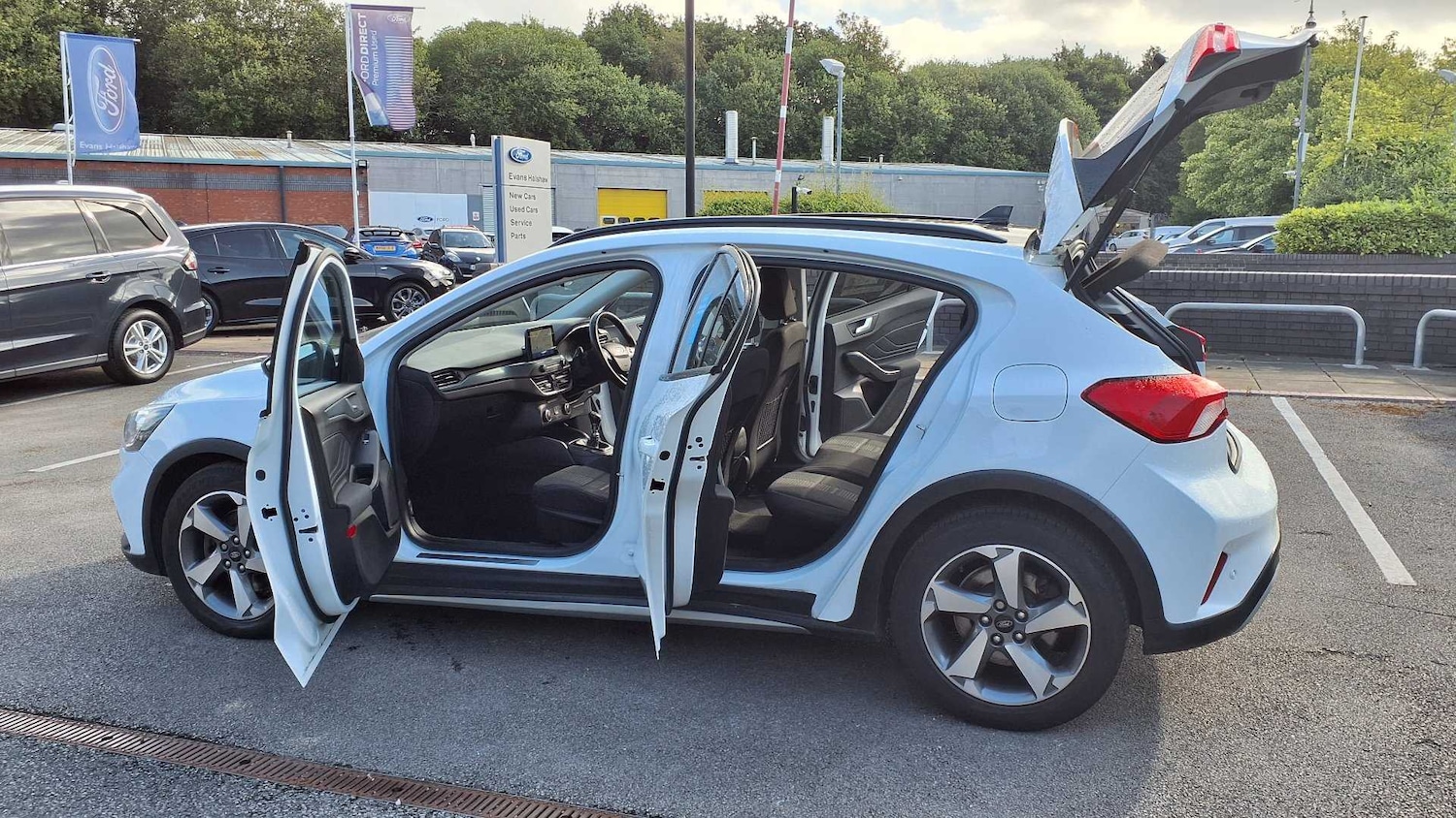 Used Ford Focus 2020 for sale - 76624715: Photo 8