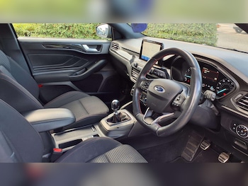 Used Ford Focus for sale - 76016066: Photo 4