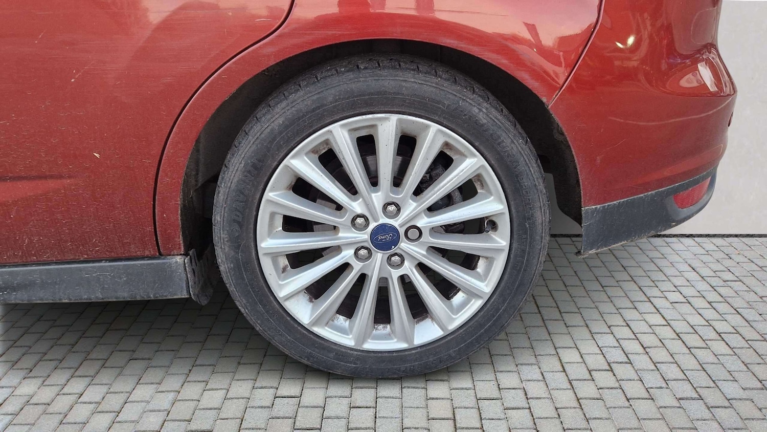 Used Ford C-Max 2015 for sale - 77661050: Photo 6