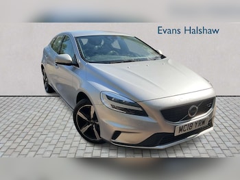 Used Volvo V40 2018 for sale - 78351868: Photo