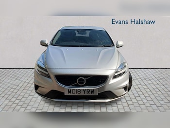 Used Volvo V40 2018 for sale - 78351868: Photo