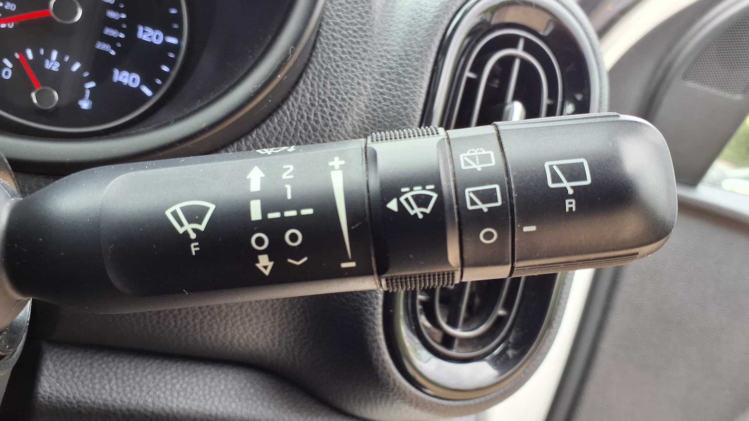 Used Kia Picanto 2018 for sale - 76421049: Photo 25