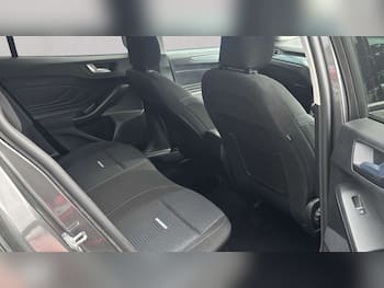 Used Ford Focus 2023 for sale - 79864256: Photo