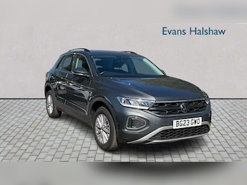 Used Volkswagen T-Roc 2023 for sale - 78407843: Photo