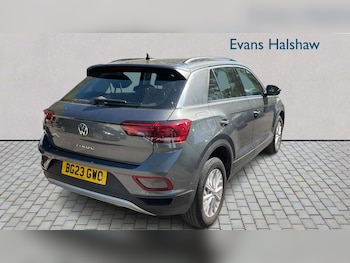 Used Volkswagen T-Roc 2023 for sale - 78407843: Photo