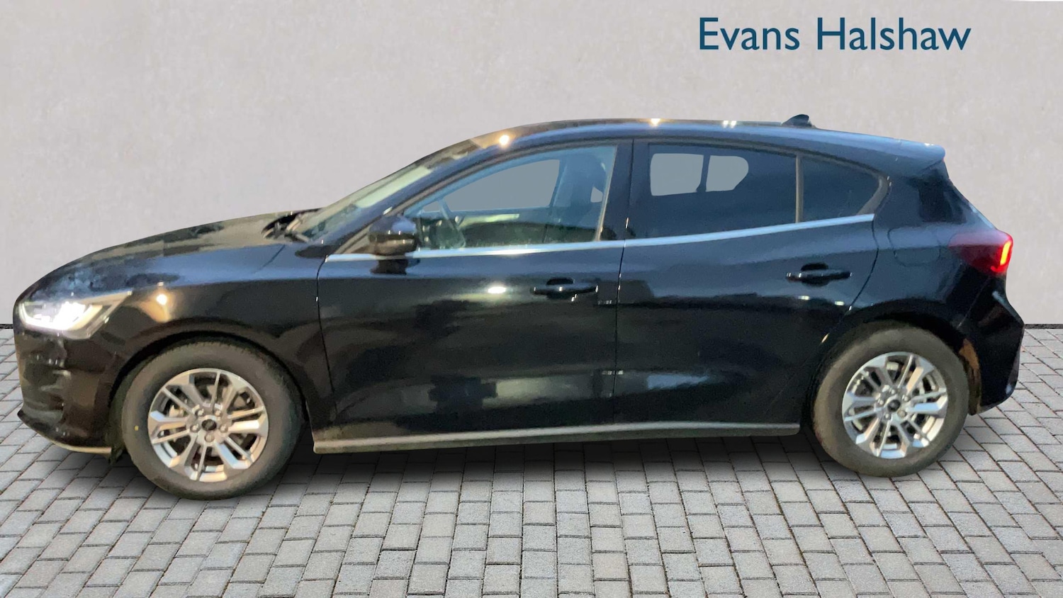 Used Ford Focus 2023 for sale - 77316435: Photo 3