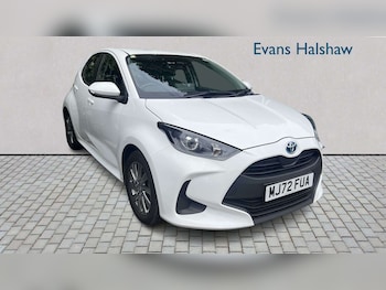 Used Toyota Yaris 2022 for sale - 78800034: Photo