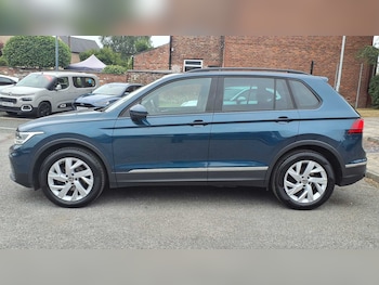 Used Volkswagen Tiguan 2022 for sale - 75812486: Photo