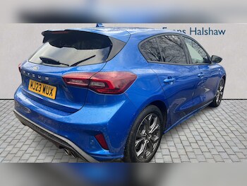 Used Ford Focus 2023 for sale - 77500343: Photo