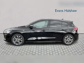 Used Ford Focus 2023 for sale - 79702885: Photo