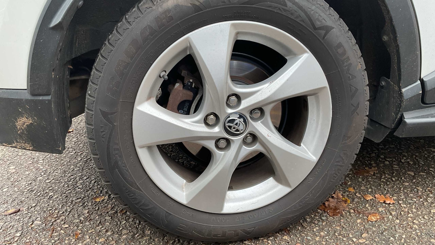 Used Toyota C-HR 2018 for sale - 76515499: Photo 4