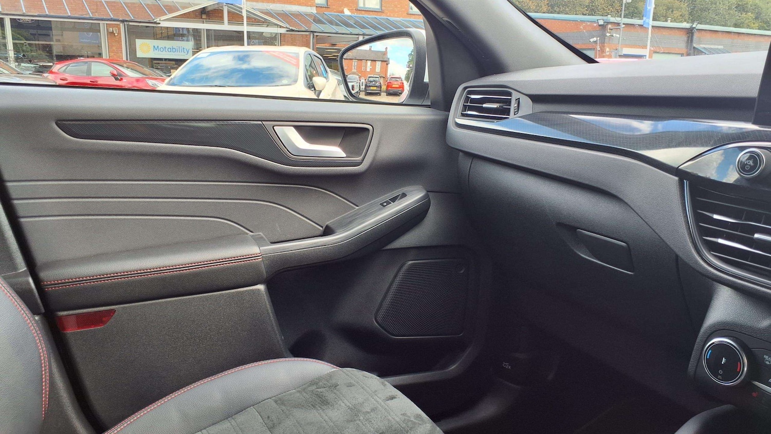 Used Ford Kuga 2023 for sale - 76063526: Photo 35