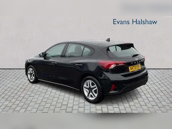 Used Ford Focus 2022 for sale - 77112382: Photo