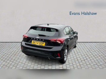 Used Ford Focus 2022 for sale - 77112382: Photo