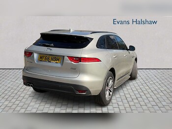 Used Jaguar F-Pace 2016 for sale - 78264848: Photo