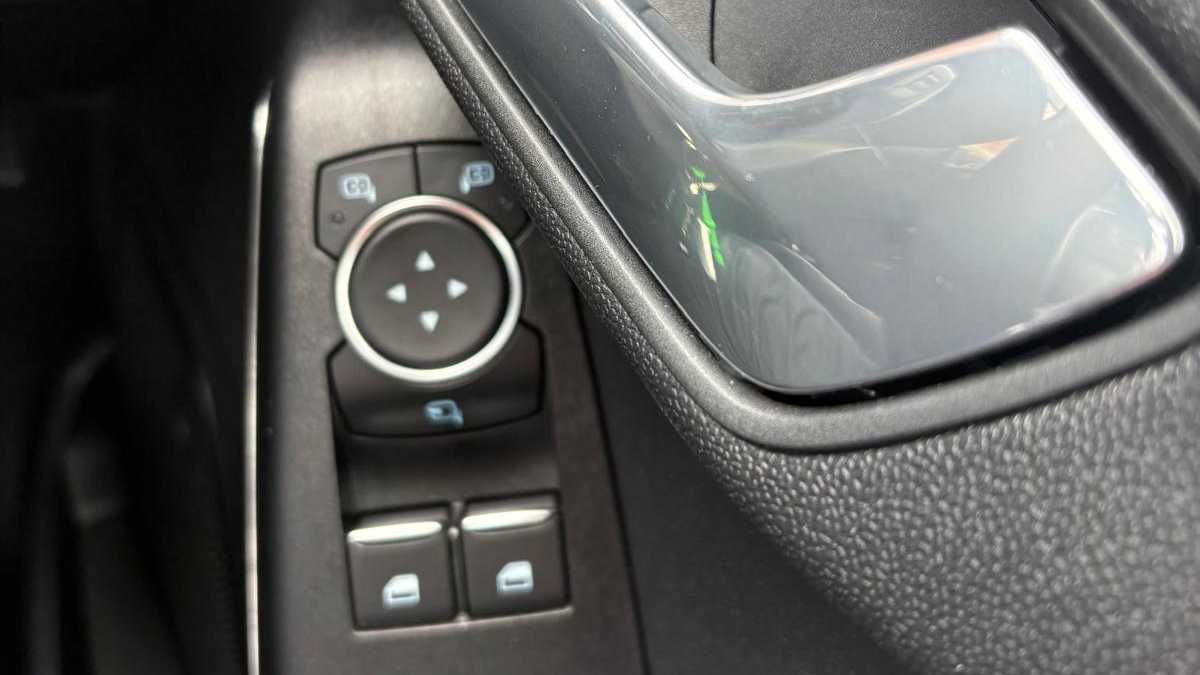 Used Ford Fiesta 2018 for sale - 77698845: Photo 15